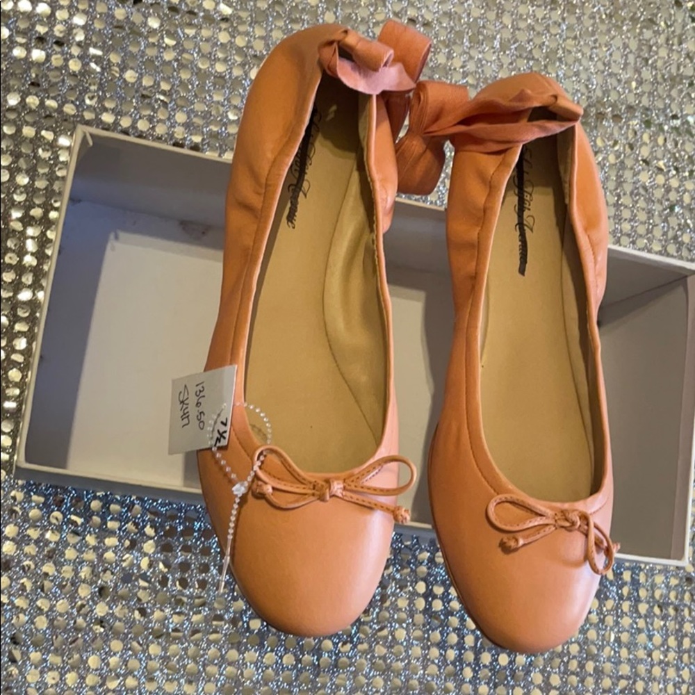 Women’s Shoes